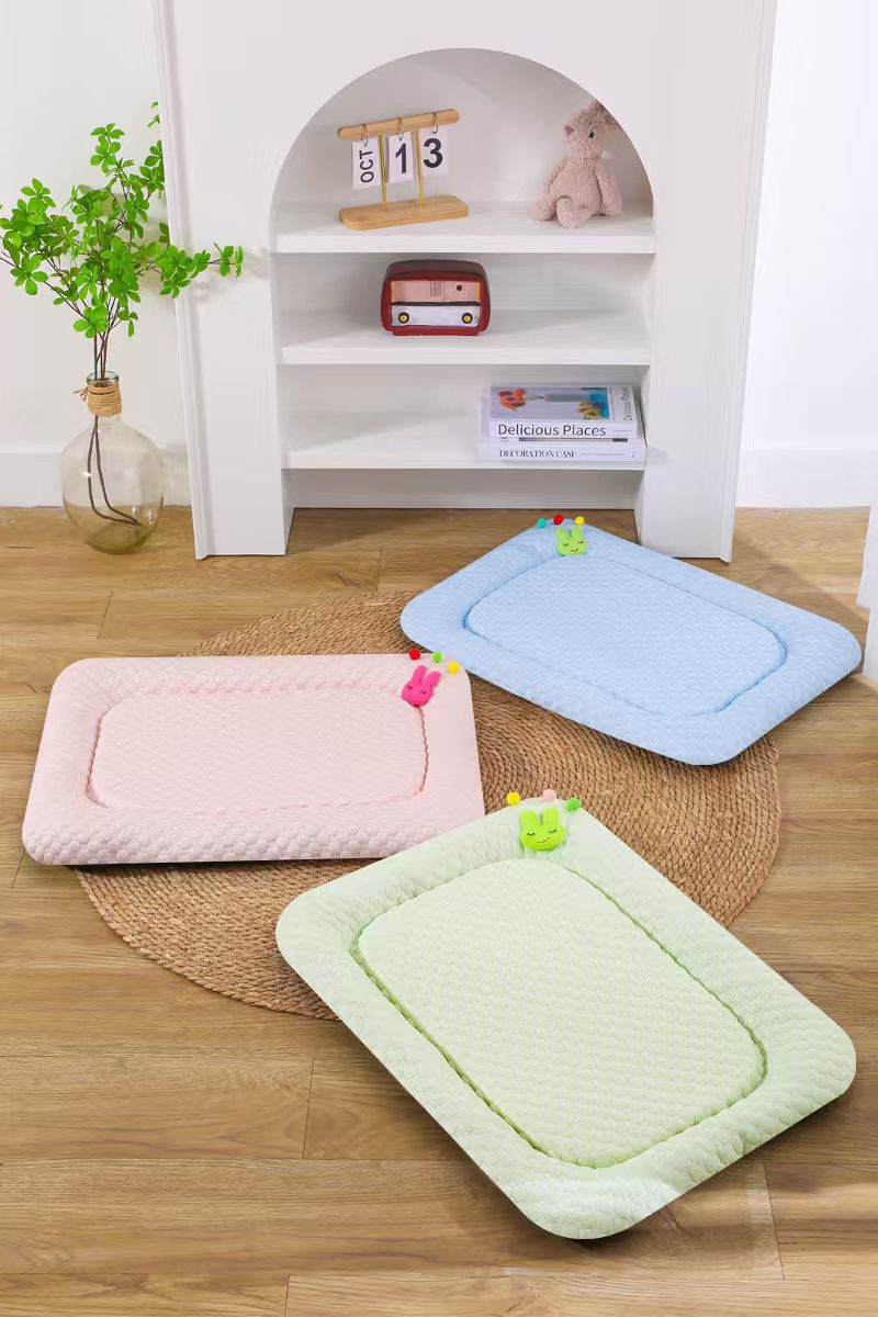 Pink Breathable Cooling Pet Mat - Ice Bean Summer Bed for Small Dogs (L : 50x65cm)