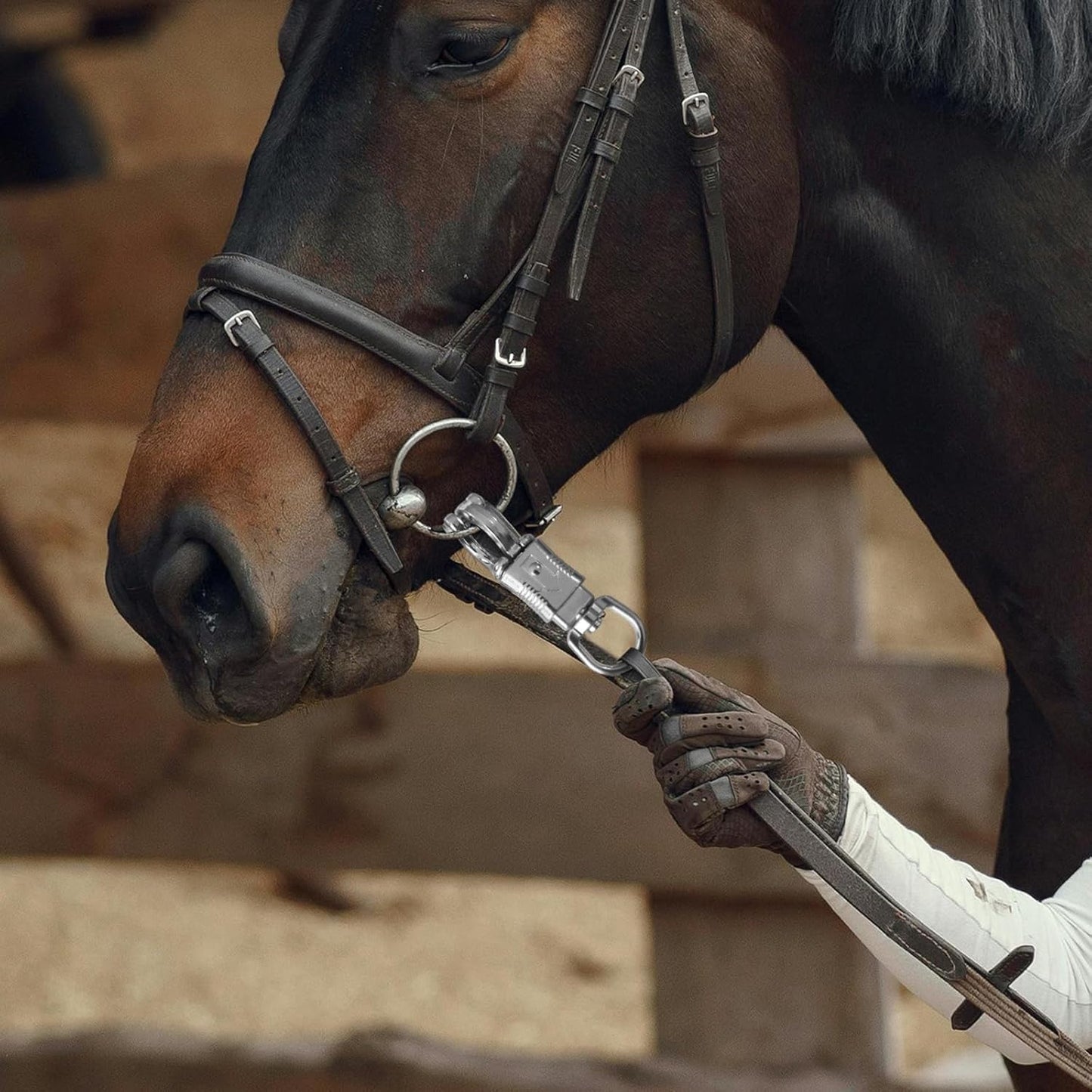 Ackron Panic Snap，Quick Release U-Type Snap Quick Release Clip Suitable for Lead Ropes Tie Offs Rotatable Eye Quick Release Buckle Clips Animals Riding Accessories 2 Piece