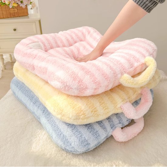 Cat Bed - Pet Mat - Soft and Warm Sleeping Mat for Cats and Small Pets, Comfortable and Cozy - Suitable for All Pets (Blue, S: 40 * 50cm)