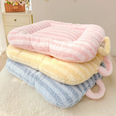 Cat Bed - Pet Mat - Soft and Warm Sleeping Mat for Cats and Small Pets, Comfortable and Cozy - Suitable for All Pets (Pink, S: 40 * 50cm)