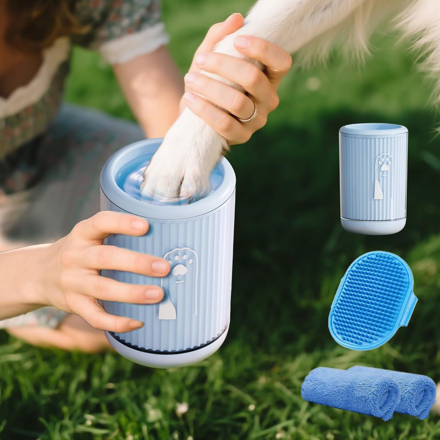 Dog Paw Cleaner - Paw Cleaner - Dog Paw Cleaner - Dog Accessories - Foot Cleaner - Coat Care - Dog Brush - Against Muddy Paws - Animal Supplies - Dog Wash - Portable - Soft Silicone - Blue - 1 Piece