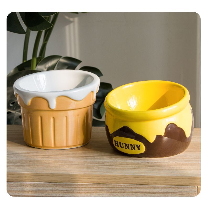 Premium Elevated Pet Bowl with Ergonomic 15° Tilt & Large Capacity(ice-cream cone)